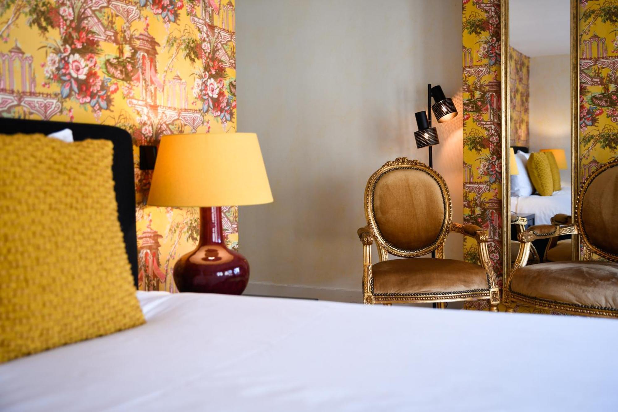 Grand Boutique Hotel-Restaurant Huis Vermeer 데벤테르 객실 사진