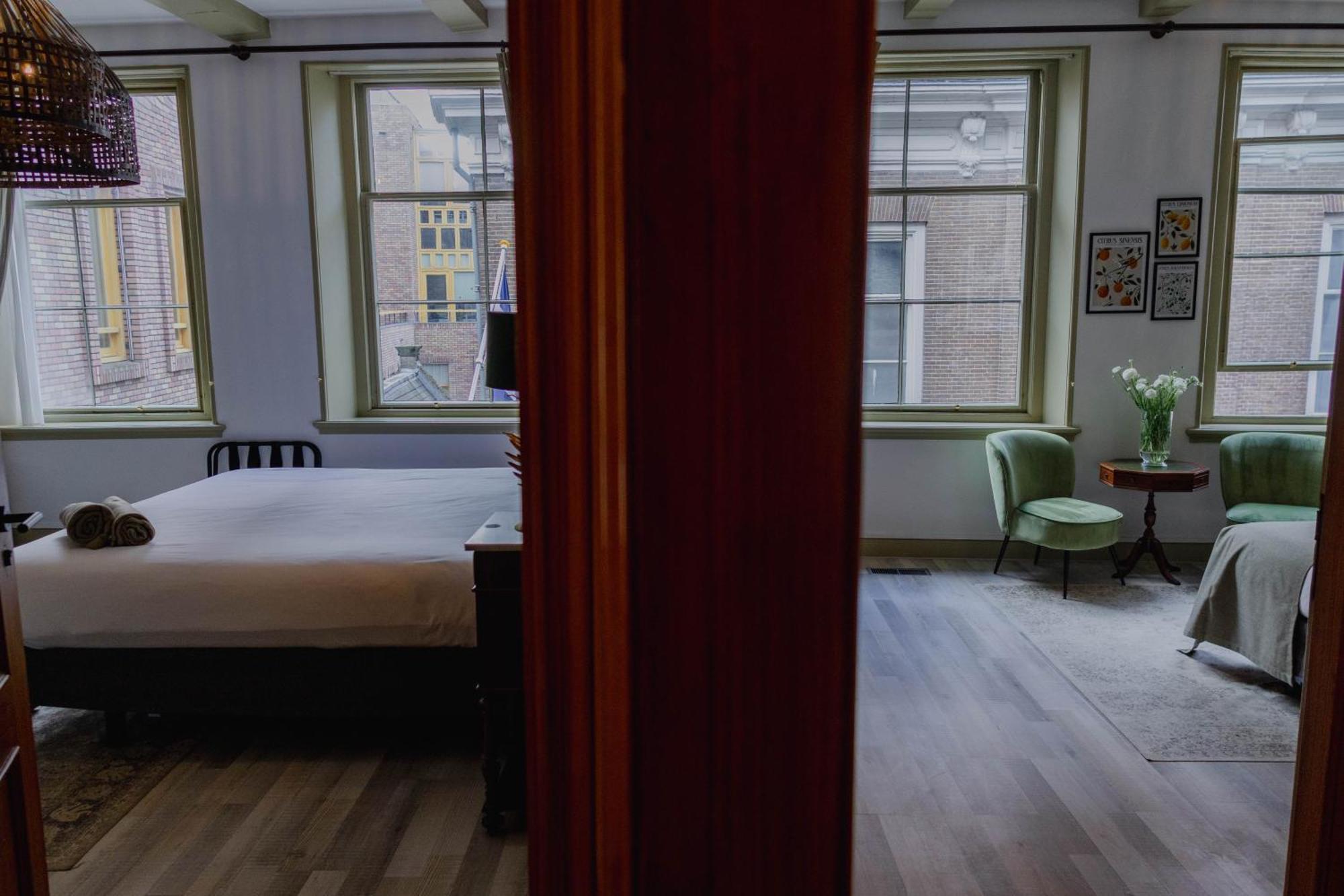 Grand Boutique Hotel-Restaurant Huis Vermeer 데벤테르 객실 사진