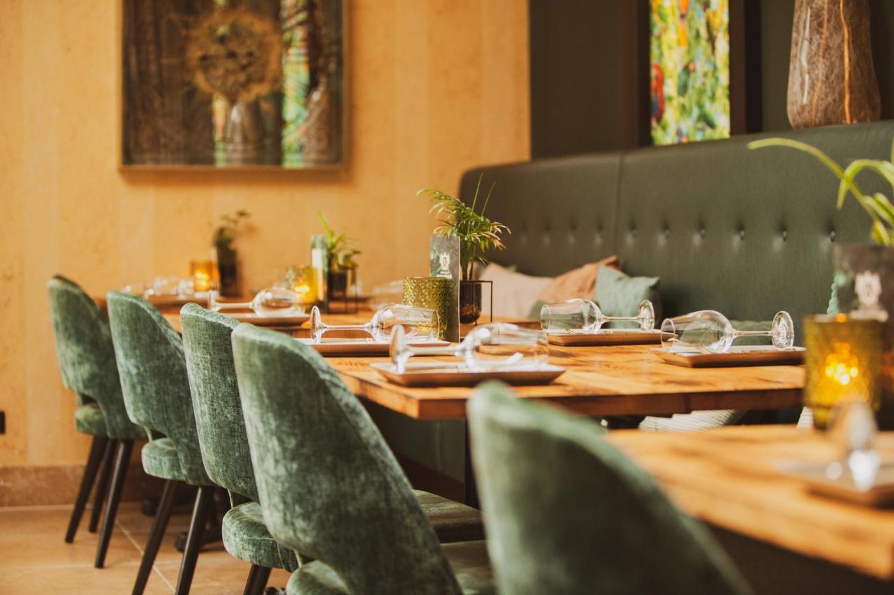 Grand Boutique Hotel-Restaurant Huis Vermeer 데벤테르 외부 사진